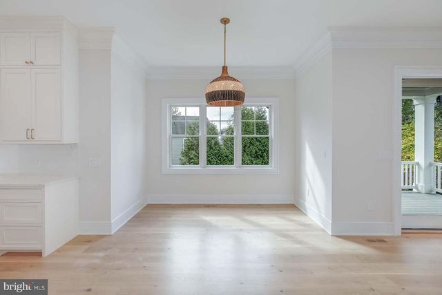 6012 SONOMA RD, Bethesda, MD 20817