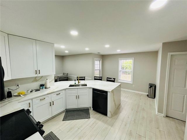 2657 Mcguire Drive NW, Kennesaw, GA 30144
