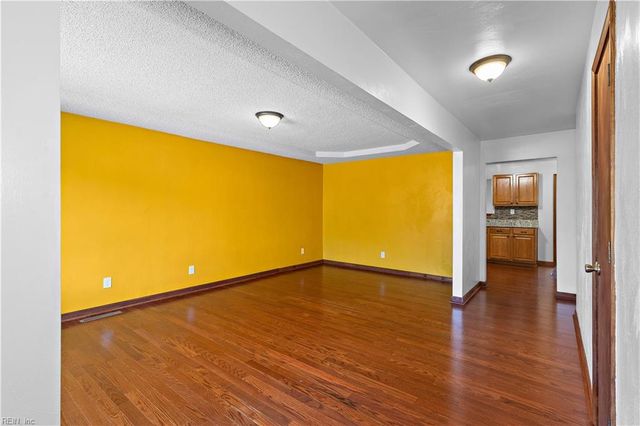 2121 Effingham ST, Portsmouth, VA 23704