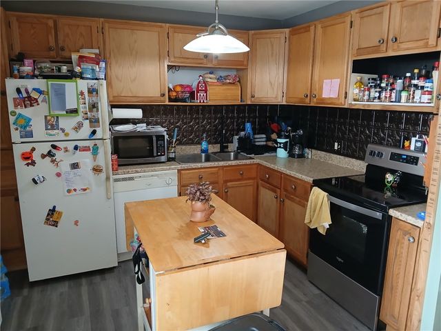 404 Pinewood Avenue, Piqua, OH 45356