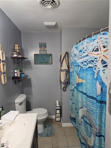 404 Pinewood Avenue, Piqua, OH 45356
