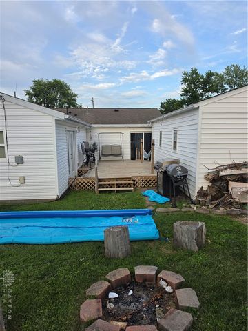 404 Pinewood Avenue, Piqua, OH 45356