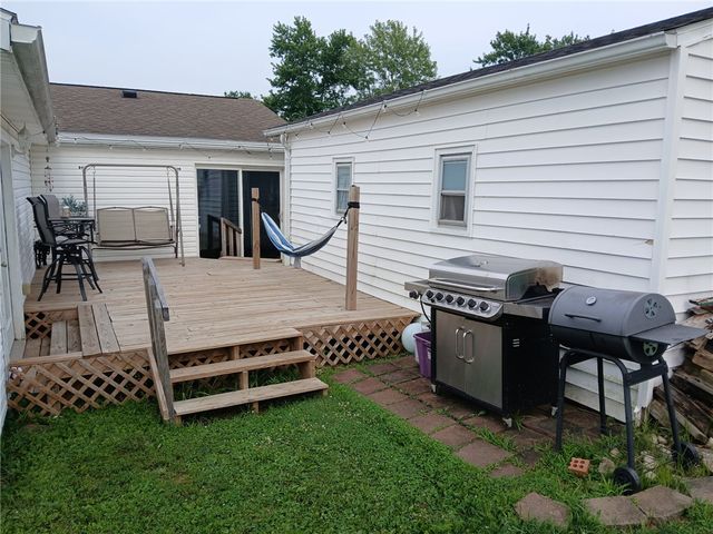 404 Pinewood Avenue, Piqua, OH 45356