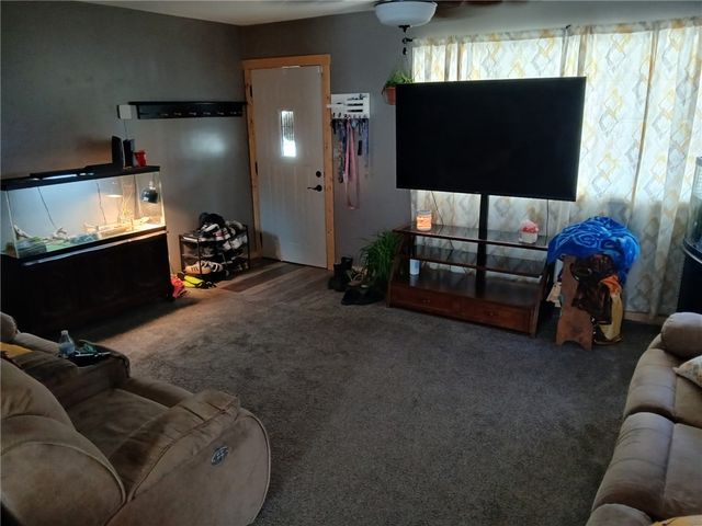 404 Pinewood Avenue, Piqua, OH 45356
