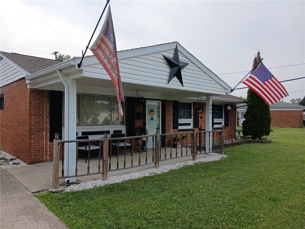 404 Pinewood Avenue, Piqua, OH 45356