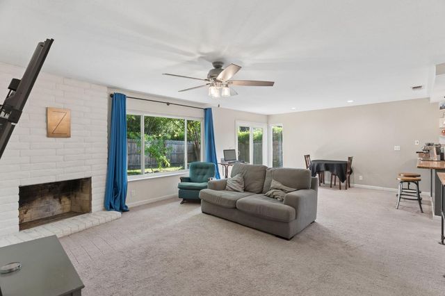 8456 Milky Way, Orangevale, CA 95662