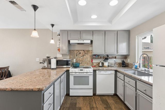 8456 Milky Way, Orangevale, CA 95662