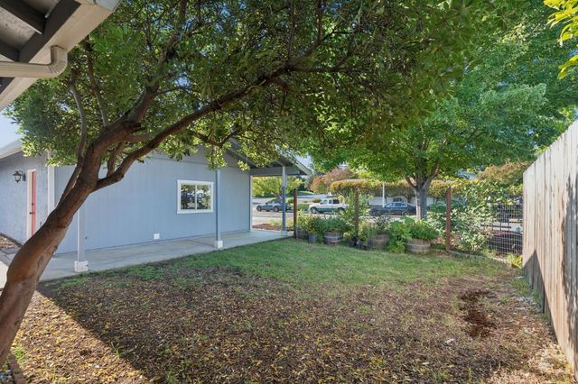 8456 Milky Way, Orangevale, CA 95662