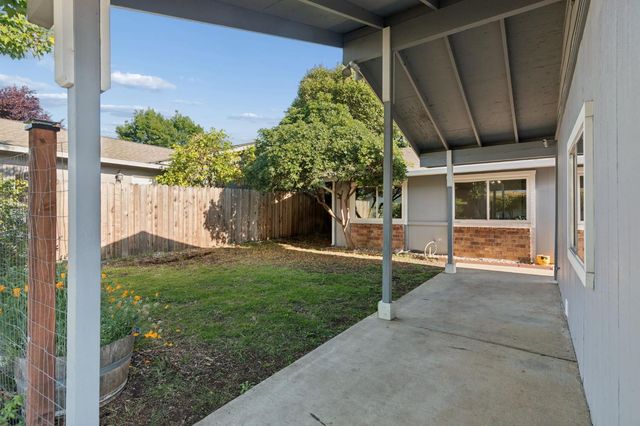 8456 Milky Way, Orangevale, CA 95662