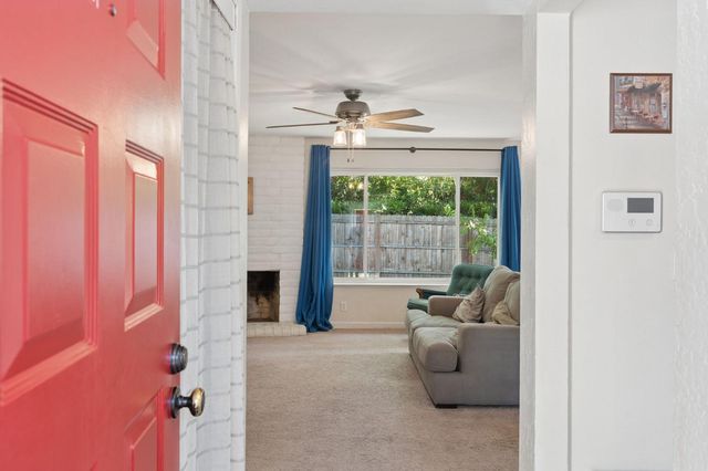 8456 Milky Way, Orangevale, CA 95662