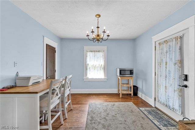 132 6th Street NW, Barberton, OH 44203