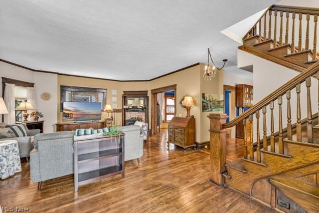 132 6th Street NW, Barberton, OH 44203