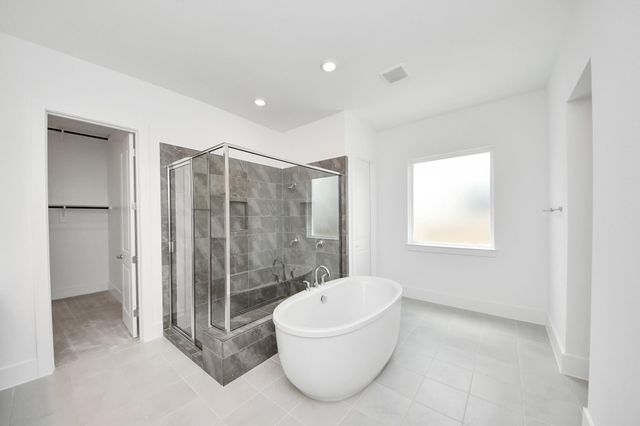 10235 Forest Lake Drive, Sienna Plantation, TX 77459