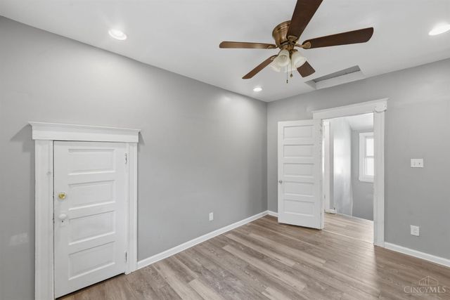 3329 Hackberry Street, Cincinnati, OH 45207