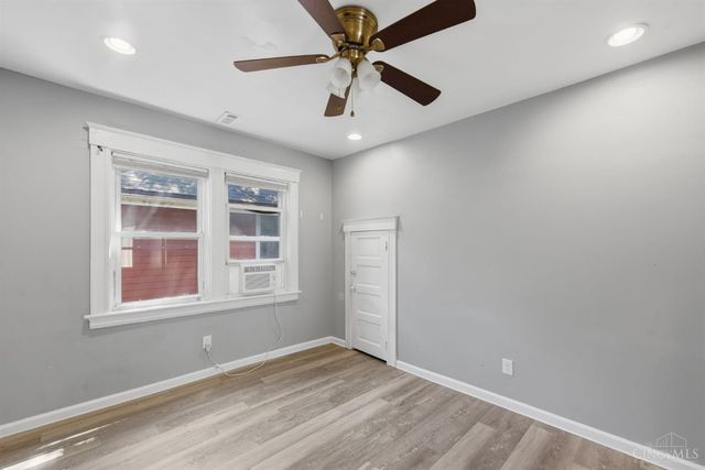3329 Hackberry Street, Cincinnati, OH 45207
