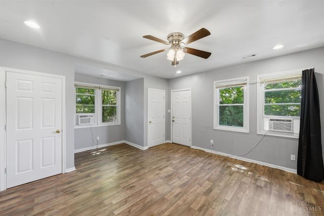 3329 Hackberry Street, Cincinnati, OH 45207