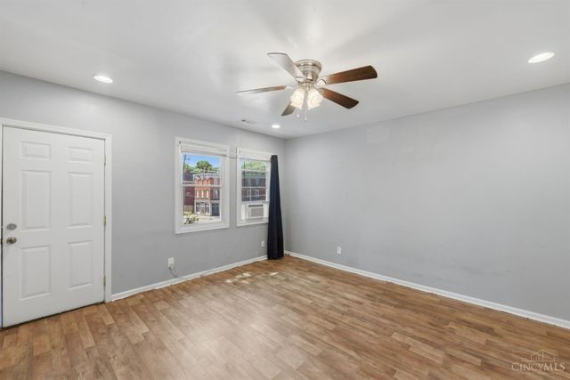3329 Hackberry Street, Cincinnati, OH 45207