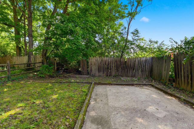 3329 Hackberry Street, Cincinnati, OH 45207