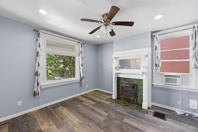 3329 Hackberry Street, Cincinnati, OH 45207