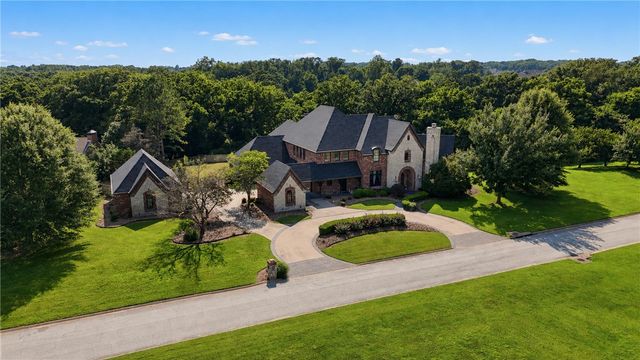 11301 Pembrook Circle, Bentonville, AR 72712