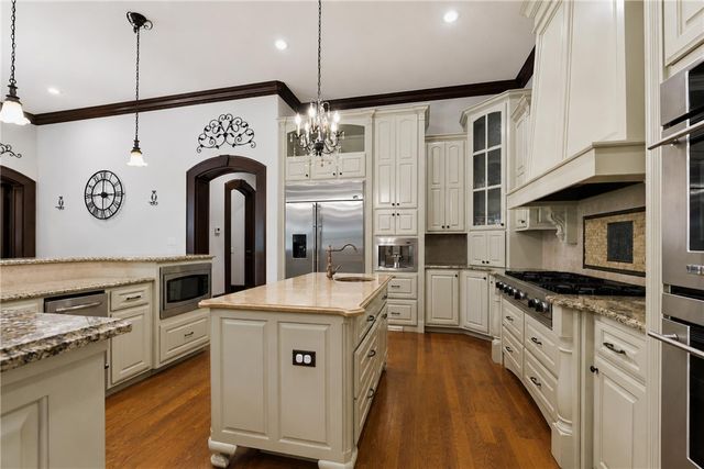 11301 Pembrook Circle, Bentonville, AR 72712