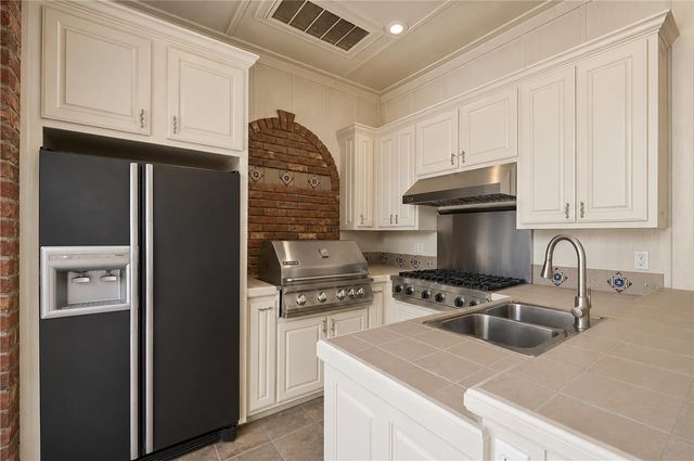 11301 Pembrook Circle, Bentonville, AR 72712
