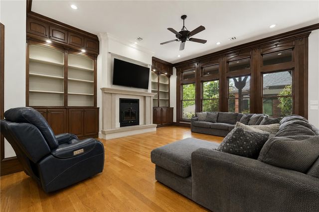 11301 Pembrook Circle, Bentonville, AR 72712