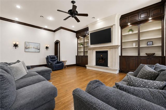 11301 Pembrook Circle, Bentonville, AR 72712