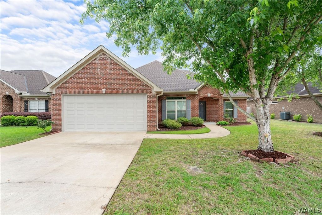 3609 Wagon Way, Northport, AL 35473