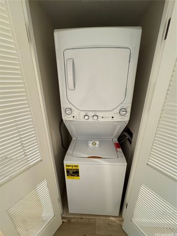 2470 Kalakaua Avenue 504, Honolulu, HI 96815