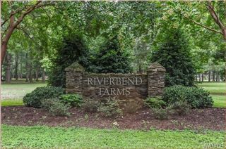13615 Riverbend, Moundville, AL 35474