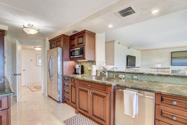 4301 N Ocean Boulevard 607, Boca Raton, FL 33431
