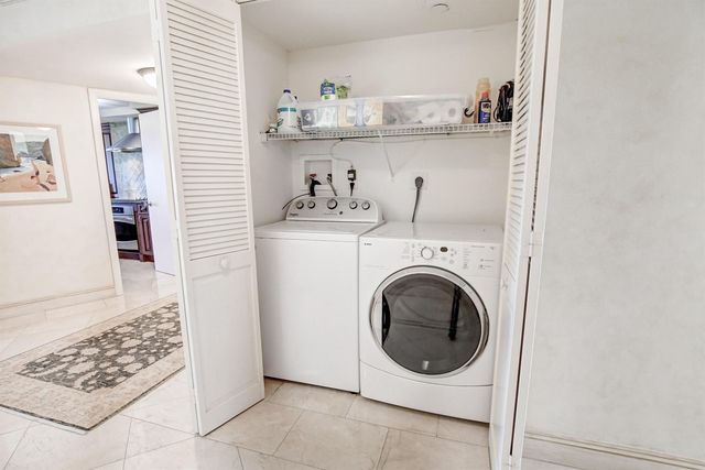 4301 N Ocean Boulevard 607, Boca Raton, FL 33431