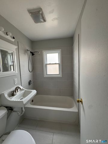 436 Columbus Avenue, Stratford, CT 06615