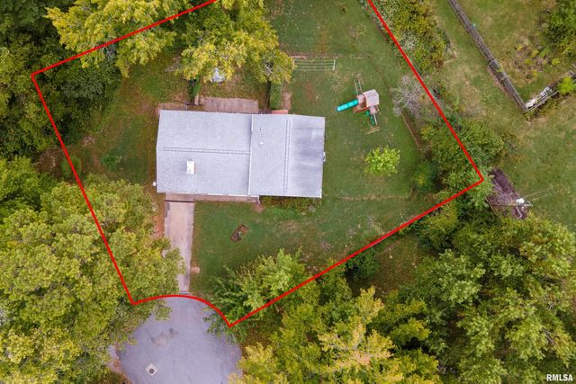 1301 W COURT Street, Carbondale, IL 62901