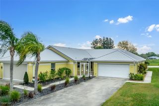22 Clubhouse Lane, Sebring, FL 33876