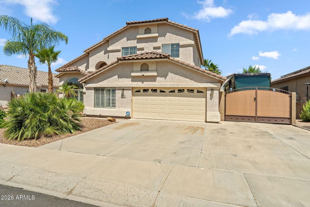 13194 W RIMROCK Street, Surprise, AZ 85374 — photo 2