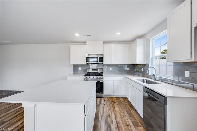 172 Plumtree Court, King, NC 27021