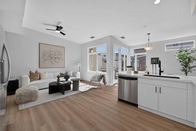 3281 Berryessa Street 3, Palo Alto, CA 94303
