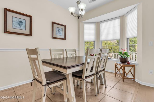4 Faulkners Place, Barnegat, NJ 08005