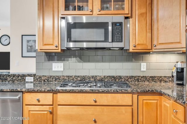 4 Faulkners Place, Barnegat, NJ 08005