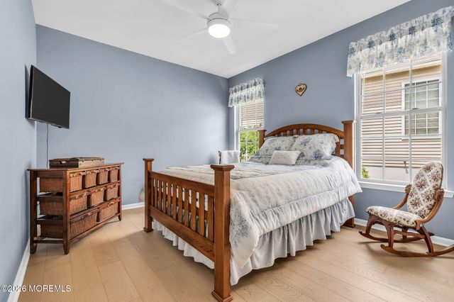 4 Faulkners Place, Barnegat, NJ 08005