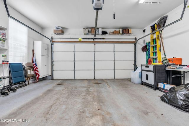 4 Faulkners Place, Barnegat, NJ 08005