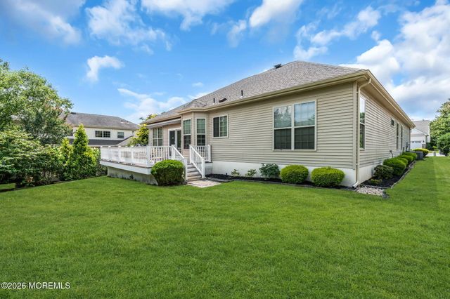 4 Faulkners Place, Barnegat, NJ 08005