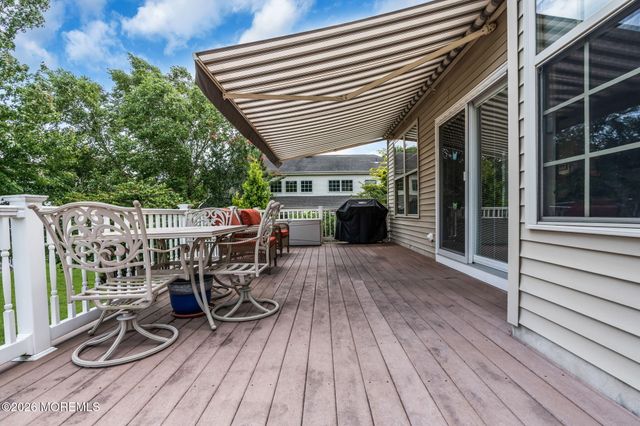 4 Faulkners Place, Barnegat, NJ 08005