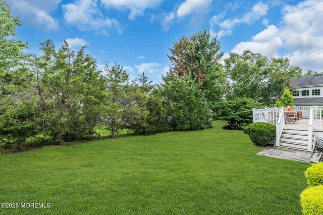 4 Faulkners Place, Barnegat, NJ 08005