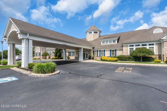 4 Faulkners Place, Barnegat, NJ 08005