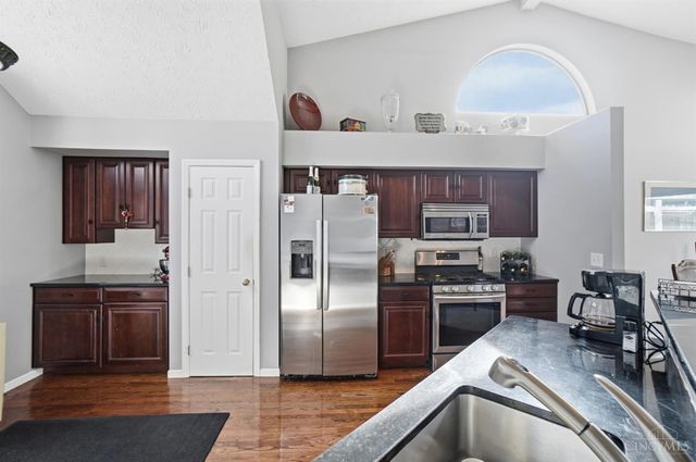 1335 Lakefront Court, Batavia Twp, OH 45102