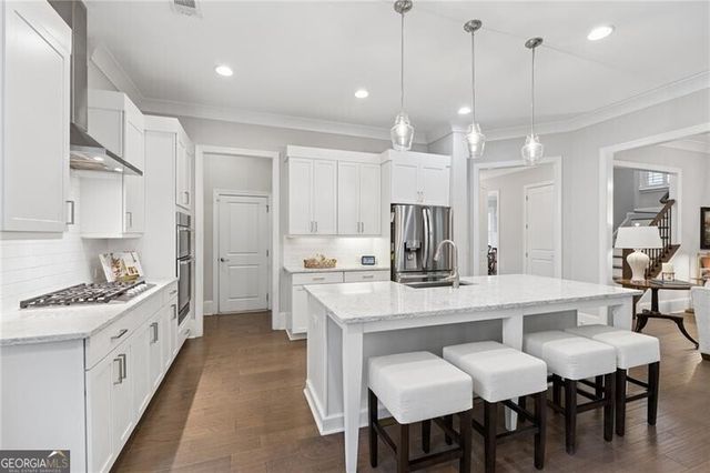 111 Spur Lane, Alpharetta, GA 30009