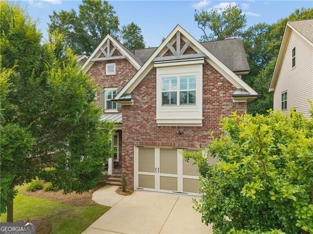 111 Spur Lane, Alpharetta, GA 30009